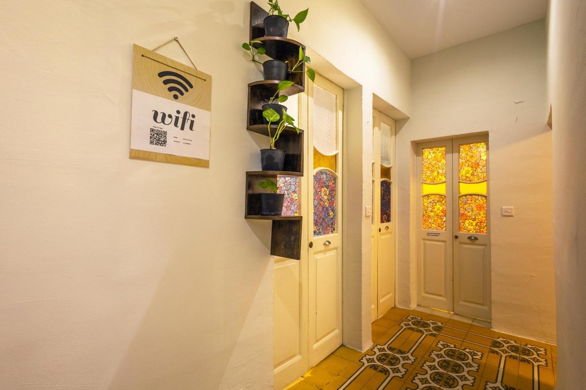Quiet Twin Room With Private Bathroom, Not Ensuite Sliema Exteriör bild